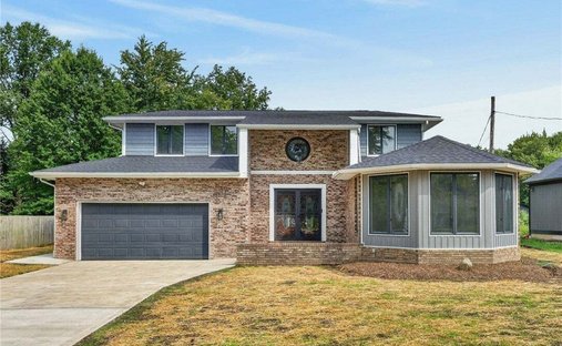 House in Westlake, Ohio, United States 1