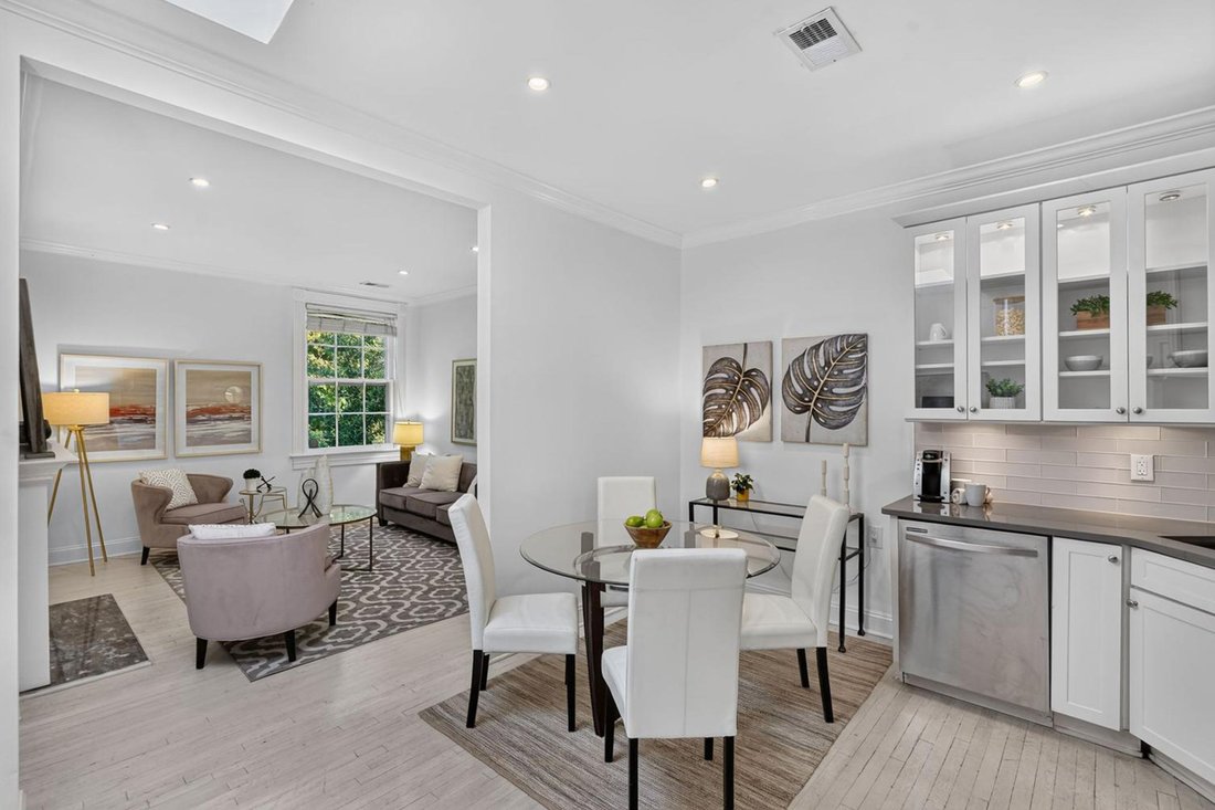Condo in Washington, District of Columbia, United States 4 - 18849278