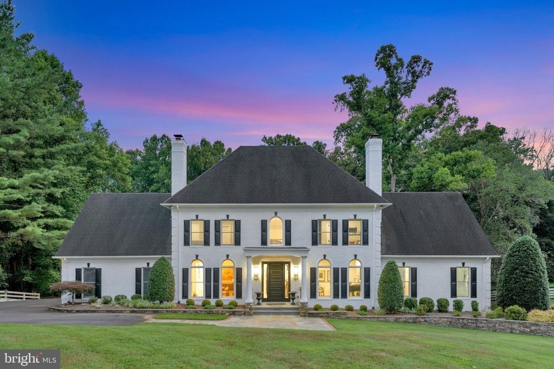 Casa a Great Falls, Virginia, Stati Uniti 1 - 18857540