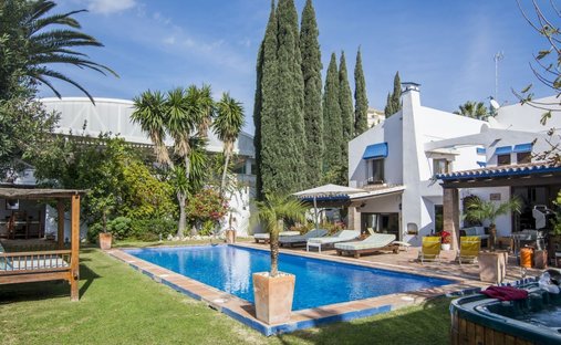 Villa in Marbella, Andalusia, Spain 1