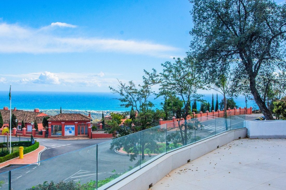 Apartment in Elviria-Cabopino, Marbella, Spain 1 - 18861987
