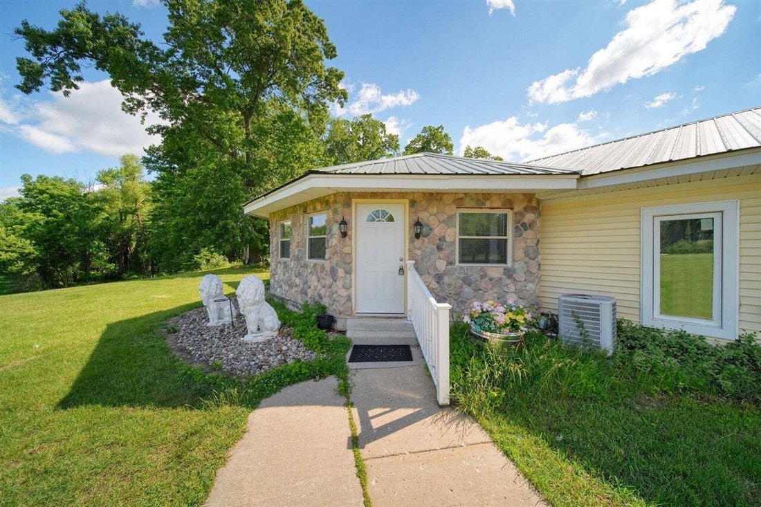 House in Leoni, Michigan, United States 4 - 18855708