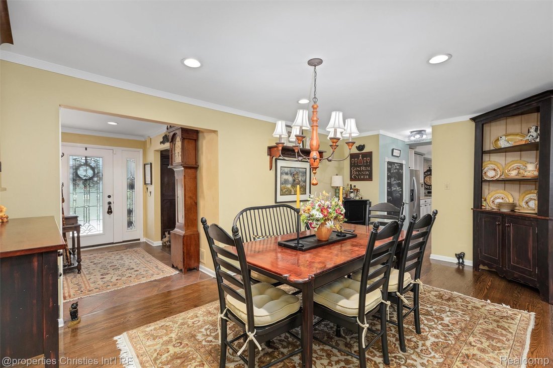 House in Beverly Hills, Michigan, United States 5 - 18850441