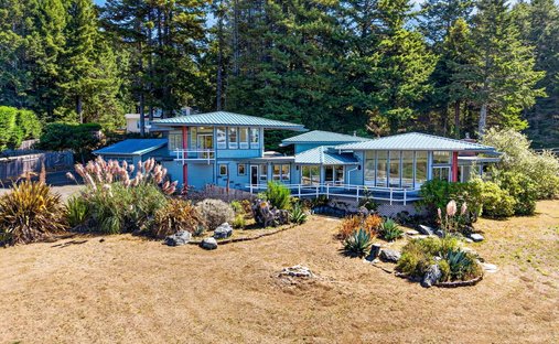 House in Mendocino, California, United States 1