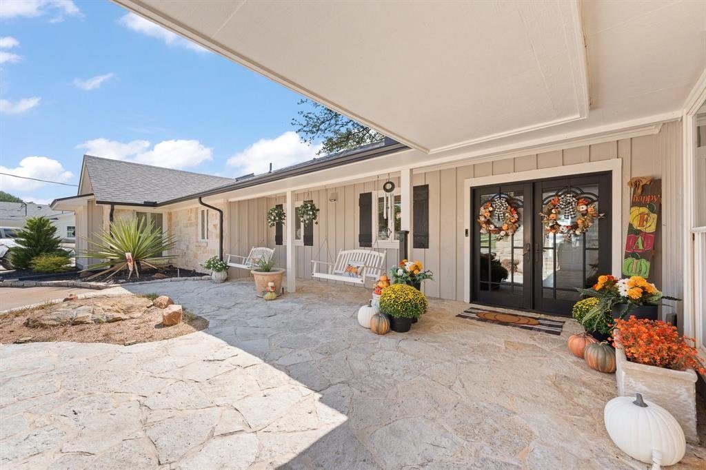House in Granbury, Texas, United States 2 - 18846942