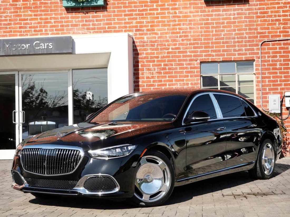 Sedan in Beverly Hills, CA, United States 3 - 18850300