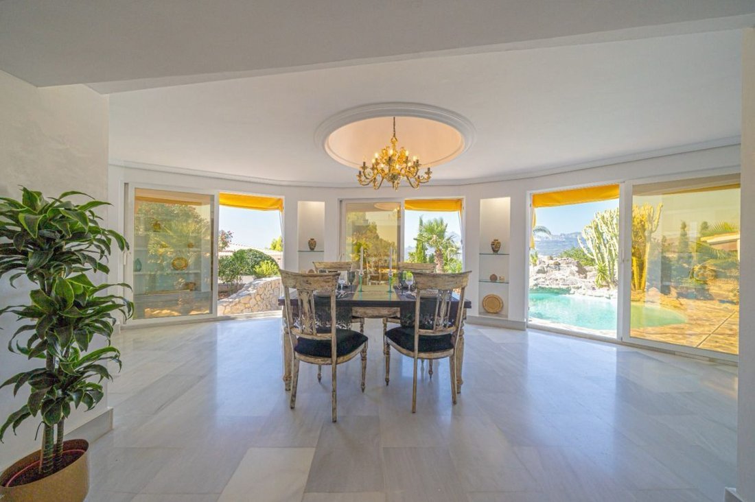 Villa in Altea la Vella, Altea, Valencian Community 2 - 18858373