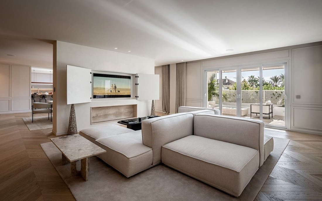 Apartment in Golden Mile, Andalusia, Spain 2 - 18859706