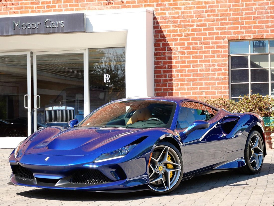 Coupe in Beverly Hills, CA, United States 3 - 18850296