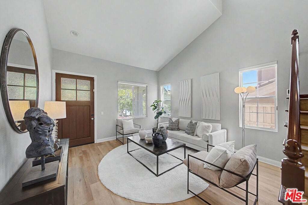 House in Signal Hill, California, United States 4 - 18845393