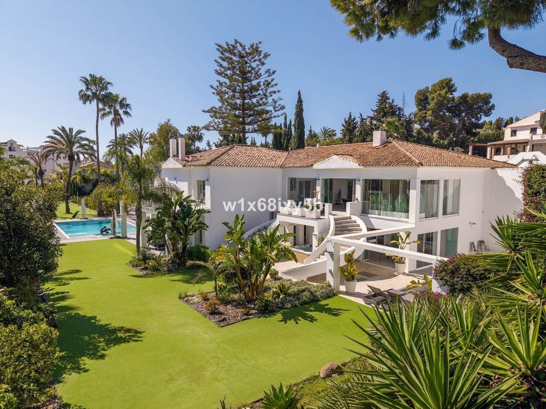 Villa a Estepona, Andalusia, Spagna 3 - 18857095