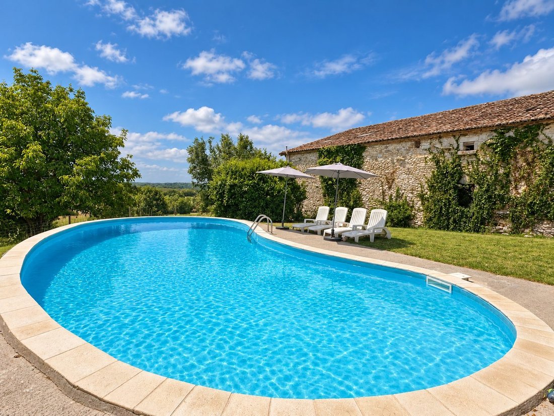 House in Lalandusse, Nouvelle-Aquitaine, France 1 - 18496255