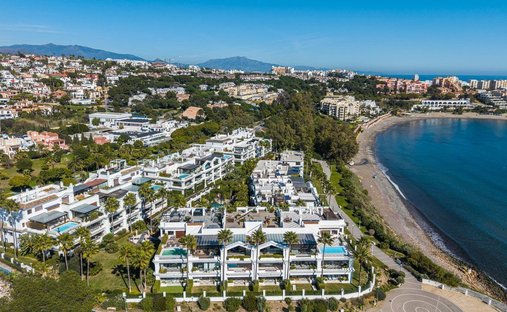 Wohnung in Estepona, Andalusien, Spanien 1