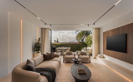 Townhouse in Puerto Banus, Marbella, Spain 1