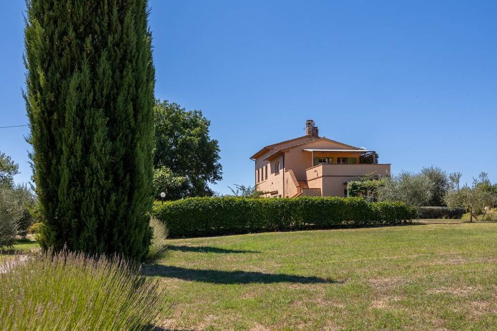 Country House in Castiglion Fiorentino, Tuscany, Italy 2 - 17255893