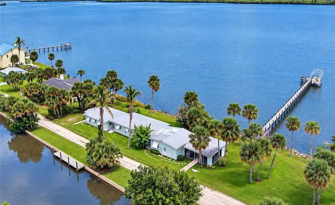 Sebastian, Florida, United States 3 - 18848776
