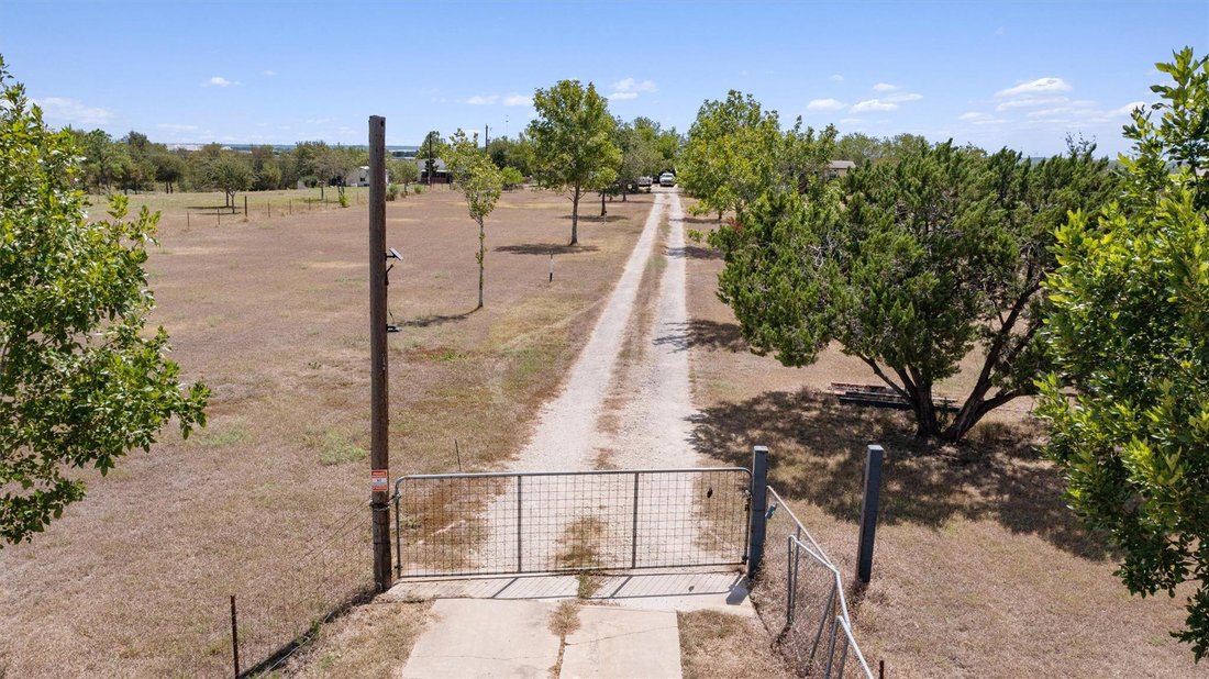 Otros en Buda, Texas, Estados Unidos 5 - 18846231