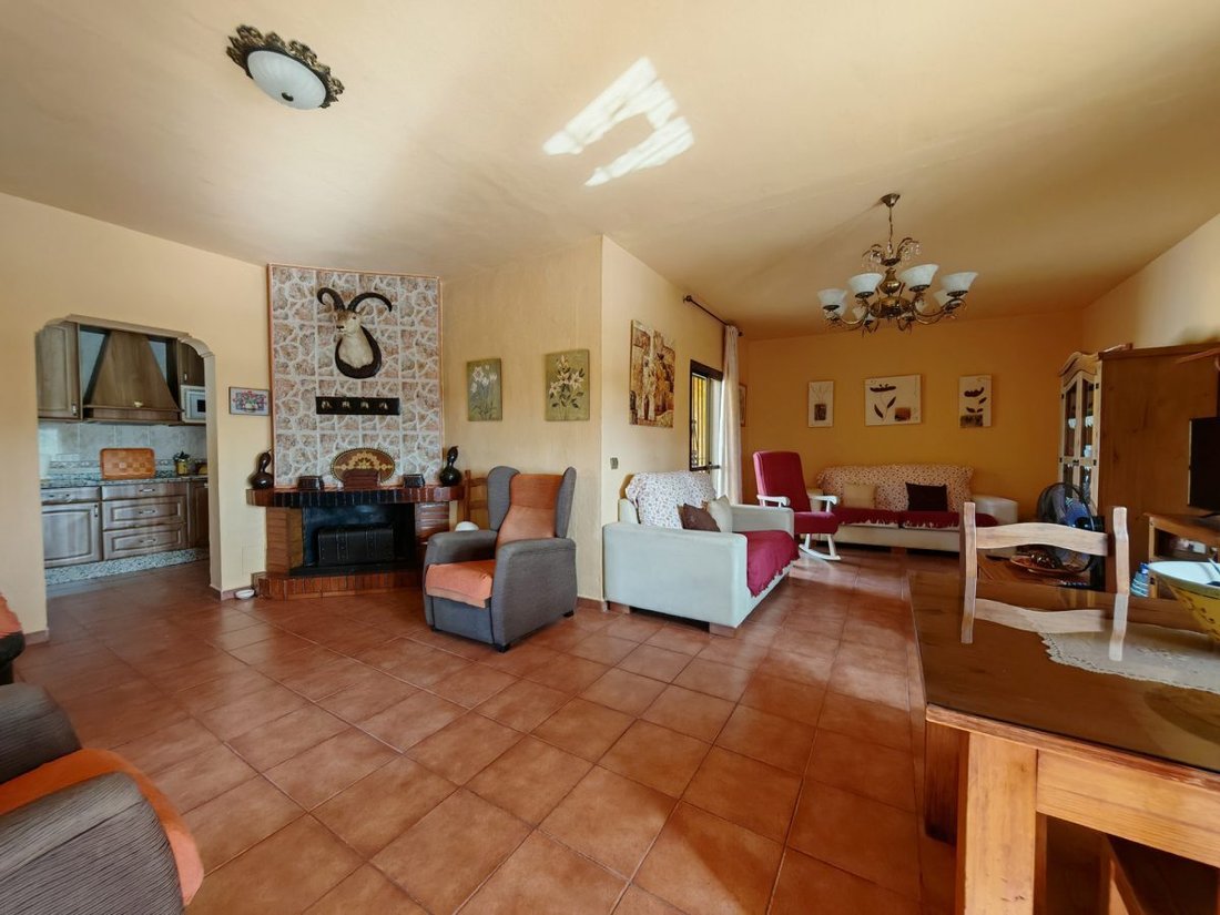 House in Estepona, Andalusia, Spain 2 - 18857146