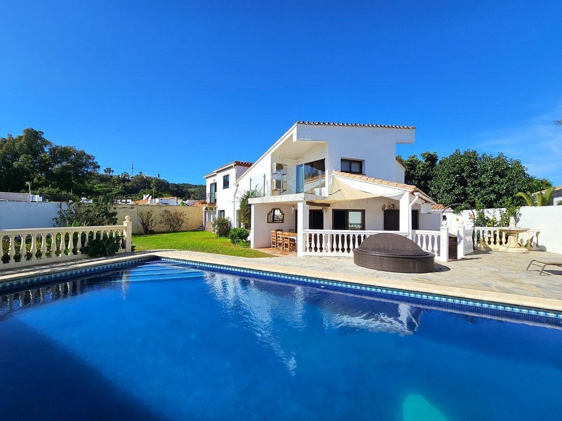 Villa à Estepona, Andalousie, Espagne 1 - 18859785