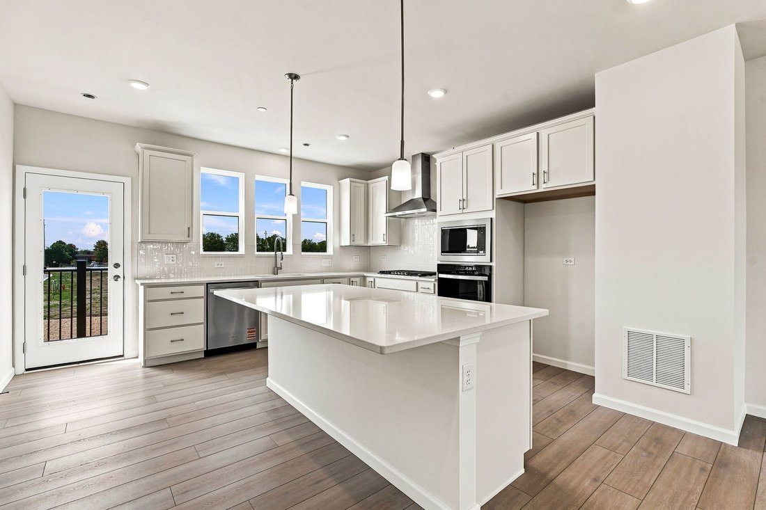 Townhouse in Naperville, Illinois, United States 5 - 18718820