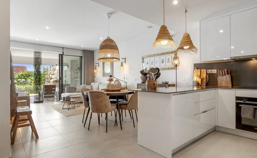 Wohnung in Estepona, Andalusien, Spanien 1