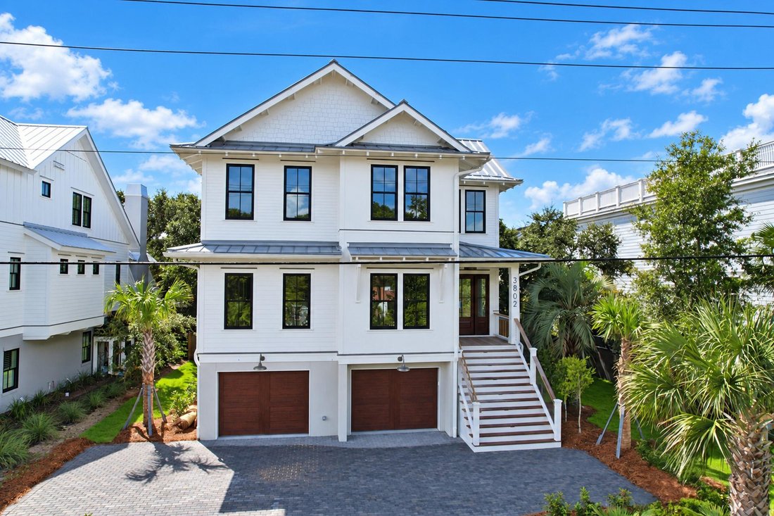 House in Isle of Palms, South Carolina, United States 1 - 17893094