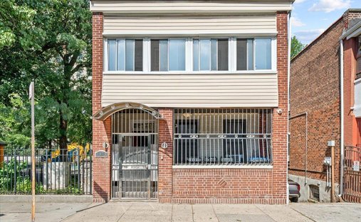 House in New York, New York, United States 1