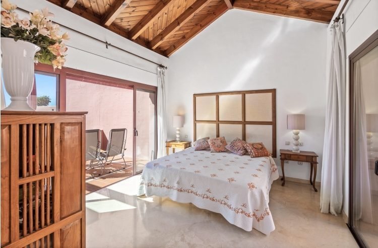 Wohnung in Estepona, Andalusien, Spanien 4 - 18857185