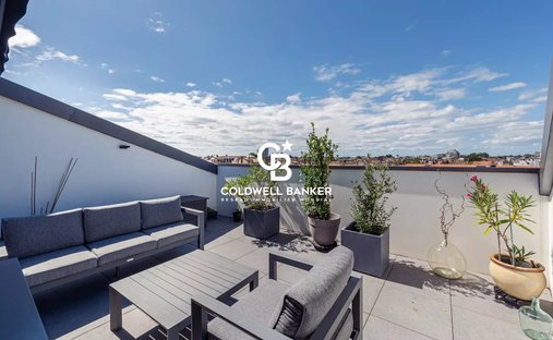 Apartment in Hôtel de Ville-Quinconce-Saint Seurin-Fondaudège, Bordeaux, France 1