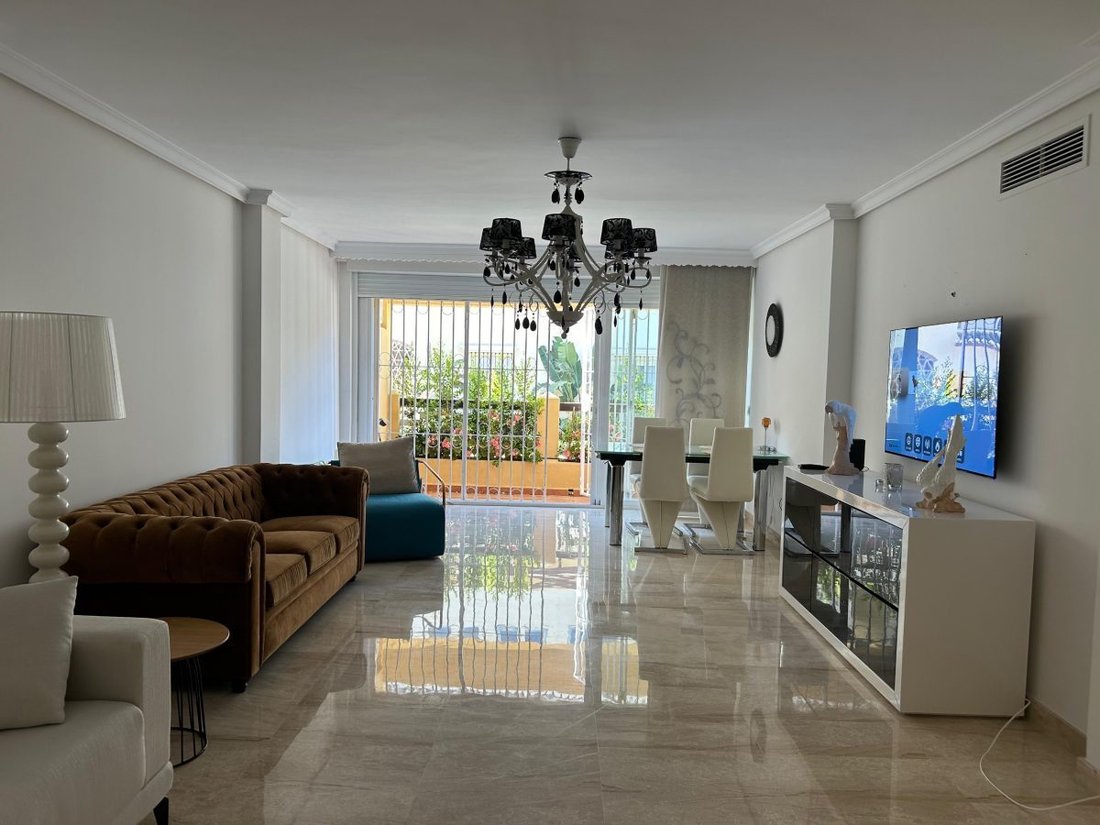 Apartment in Elviria-Cabopino, Marbella, Spain 1 - 18859213