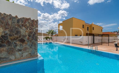 Casa en Arona, Canarias, España 1
