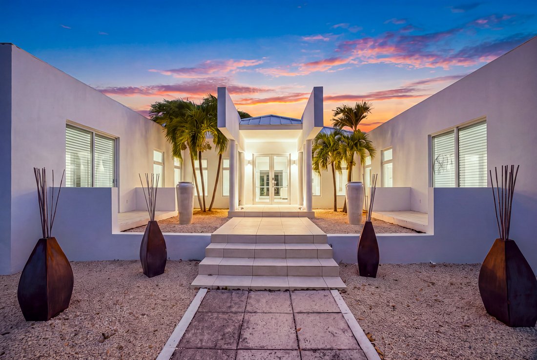 Haus in Leeward Settlement, Caicos Islands, Turks- und Caicosinseln 1 - 18850454