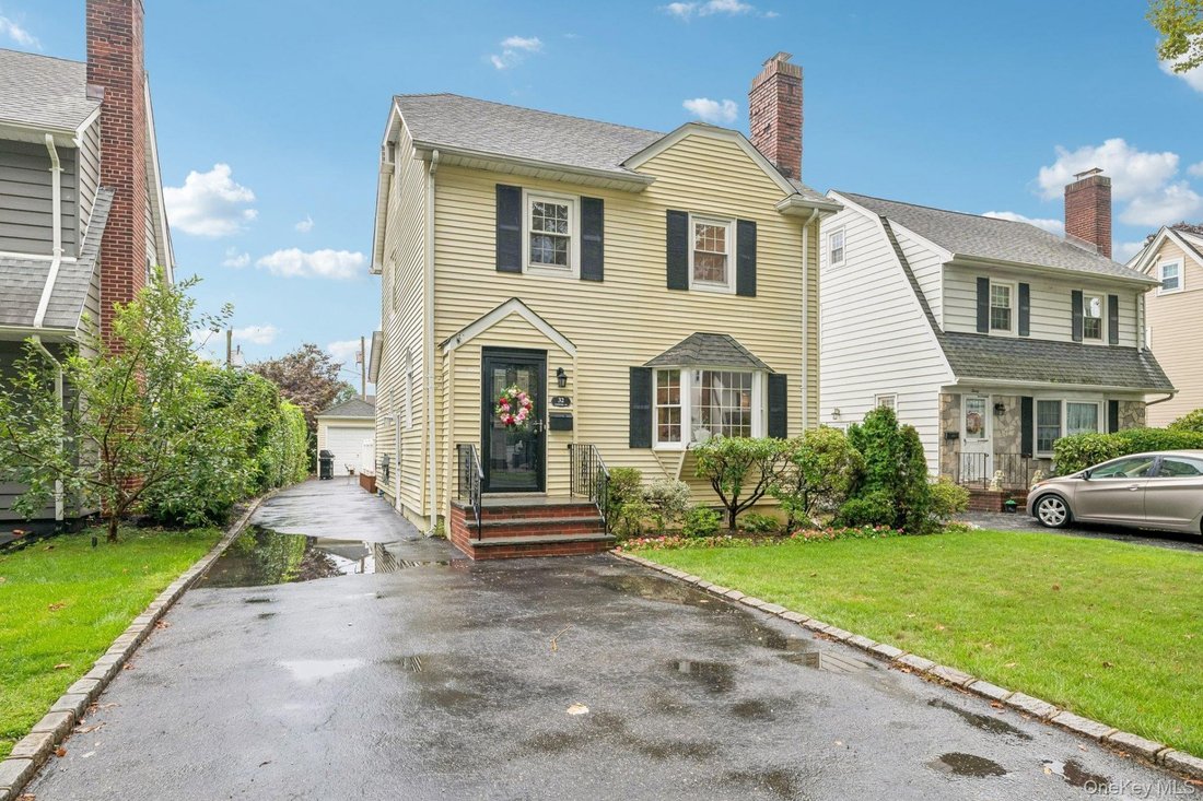 House in Garden City, New York, United States 2 - 18848816