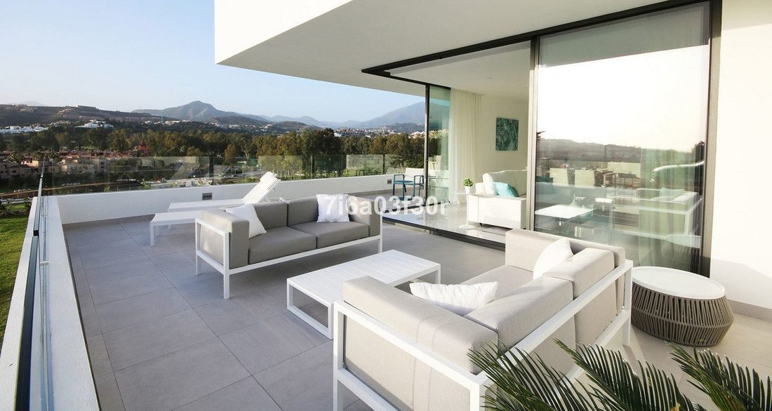 Appartamento a Estepona, Andalusia, Spagna 2 - 18862332