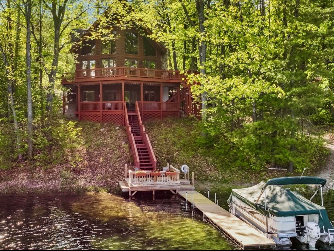 House in Mancelona, Michigan, United States 4 - 18842817