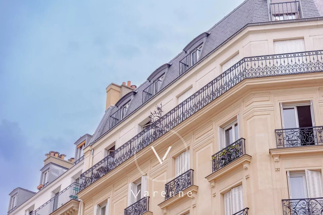 Apartment in Cambronne-Garibaldi, Paris 15e Arrondissement, Paris 2 - 18412259