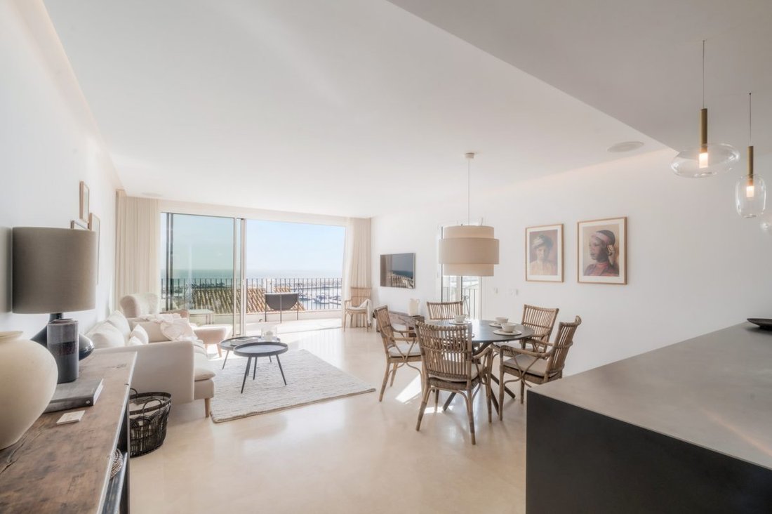 Apartment in Puerto Banus, Marbella, Spain 2 - 18863174