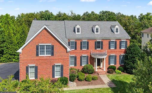 House in Chantilly, Virginia, United States 1
