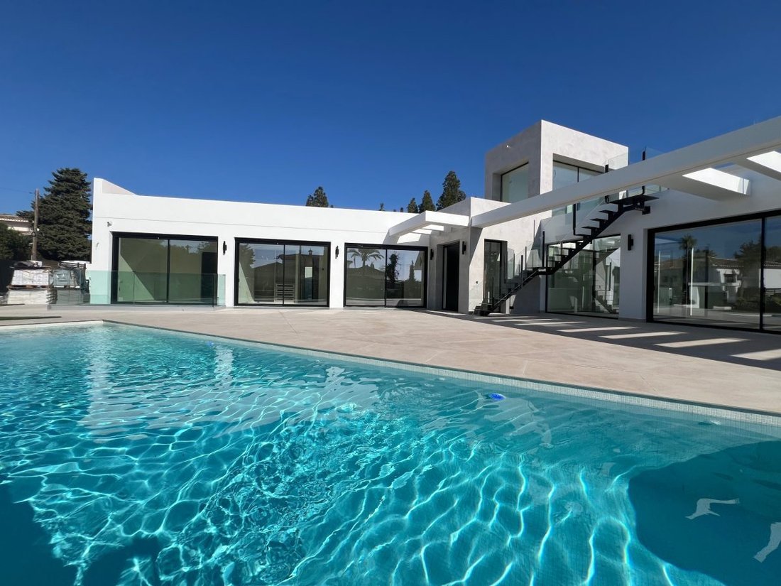 Villa en Las Lagunas de Mijas, Mijas, España 2 - 18857560
