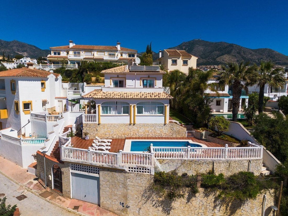 Villa a Fuengirola, Andalusia, Spagna 1 - 18858070
