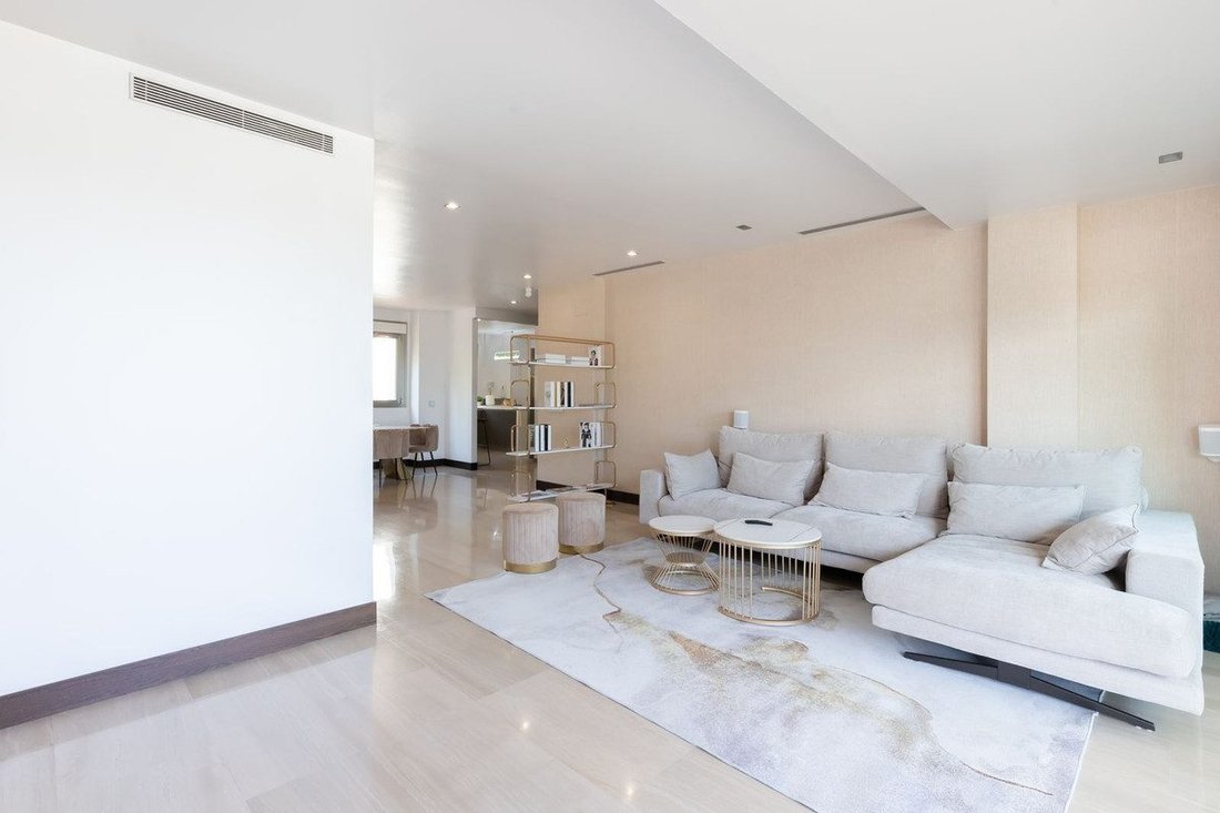 Apartment in Benahavis, Andalusia, Spain 3 - 18859691
