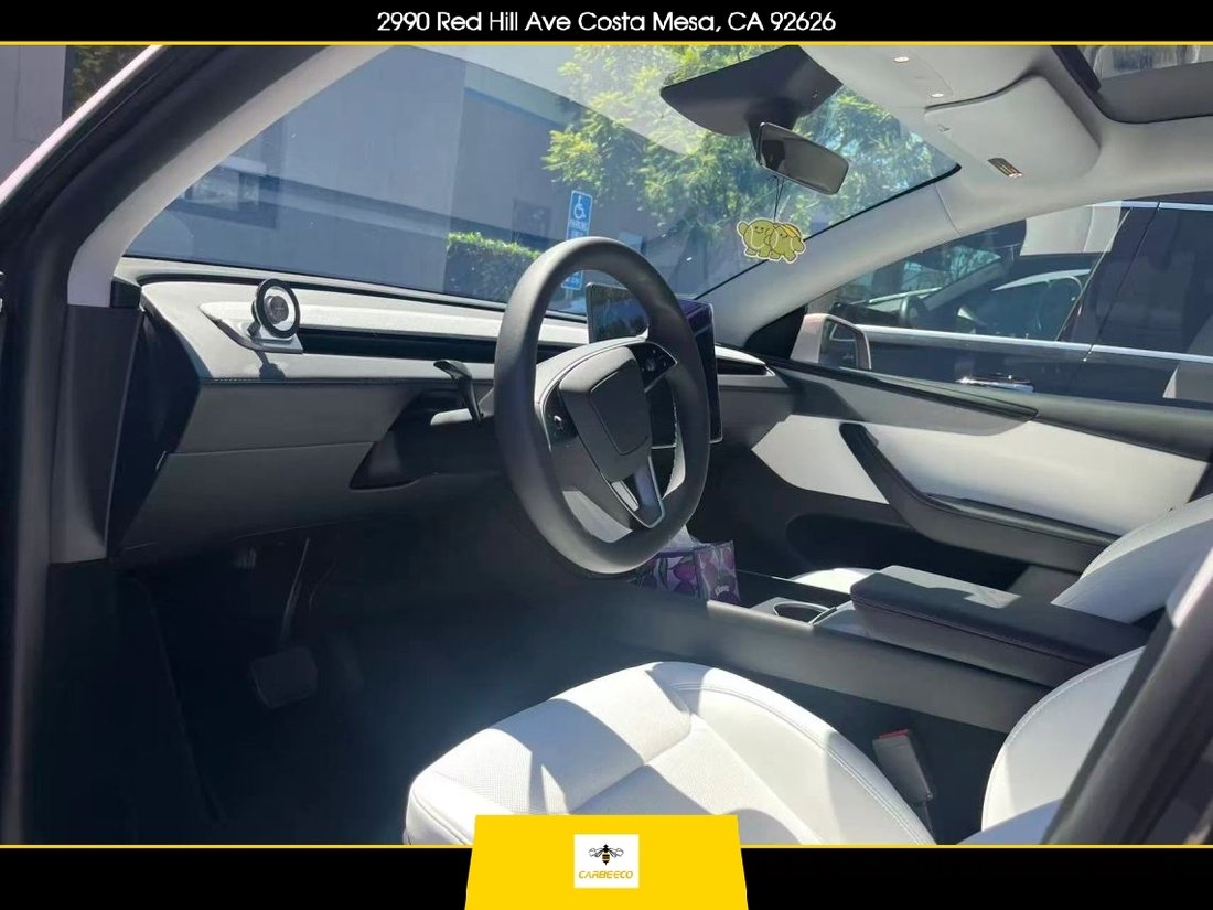 Suv in Costa Mesa, CA, United States 1 - 18855189