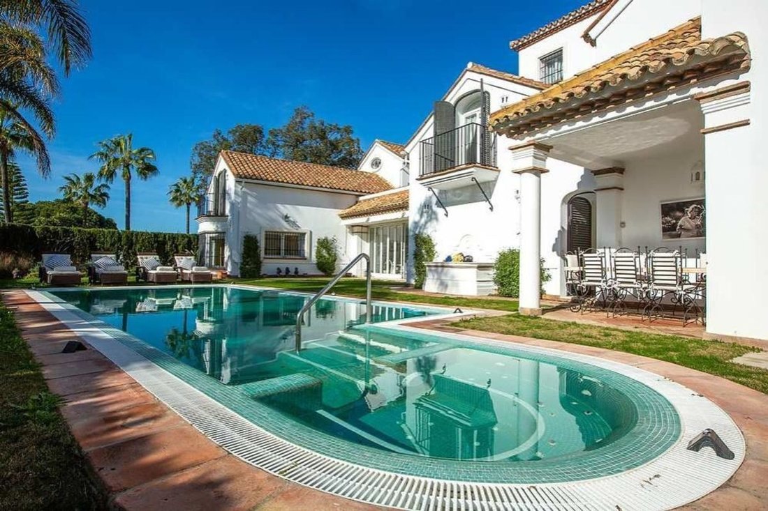Villa a Sotogrande, San Roque, Andalusia 2 - 18859232