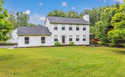 House in Hartland, Michigan, United States 1