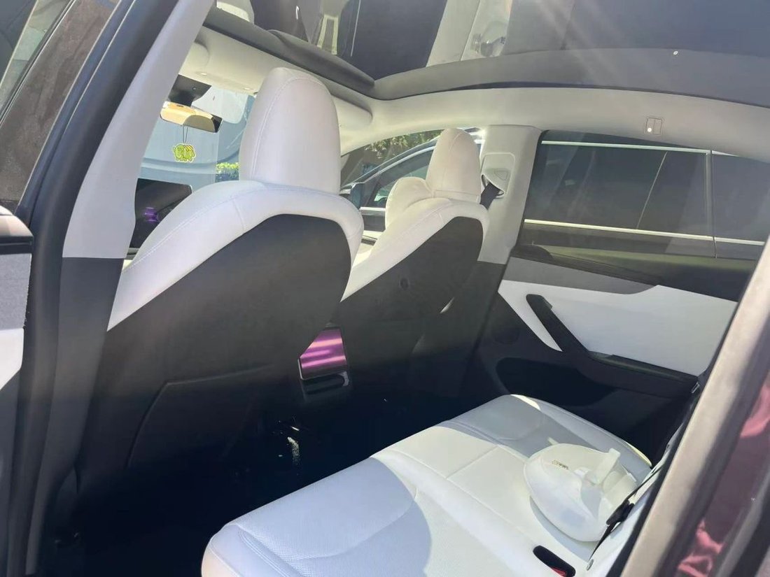 Suv in Costa Mesa, CA, United States 2 - 18855189