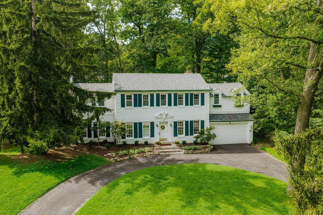 House in Elm Grove, Wisconsin, United States 4 - 18551142