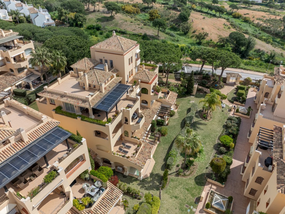 Wohnung in Elviria-Cabopino, Marbella, Spanien 3 - 18855022