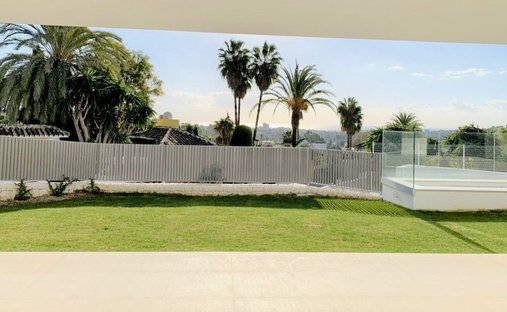 Apartamento en Nueva Andalucía, Marbella, España 1