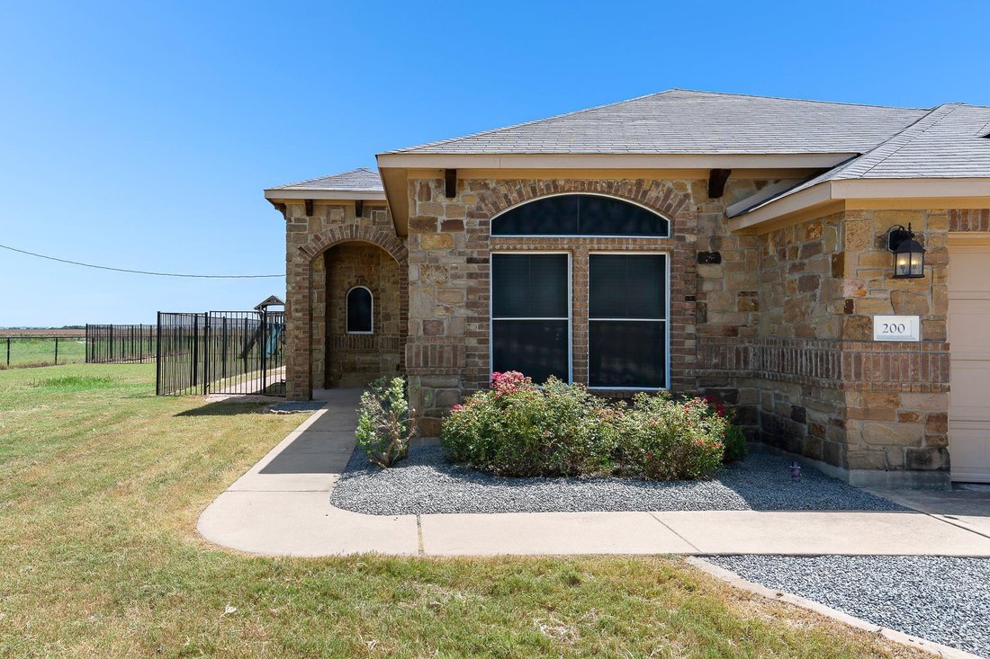 House in Taylor, Texas, United States 1 - 18846369