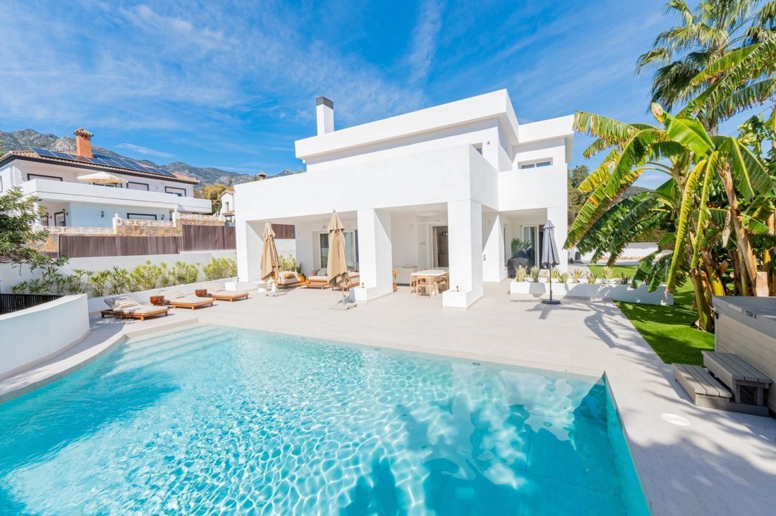Villa in Marbella, Andalusien, Spanien 2 - 18862251
